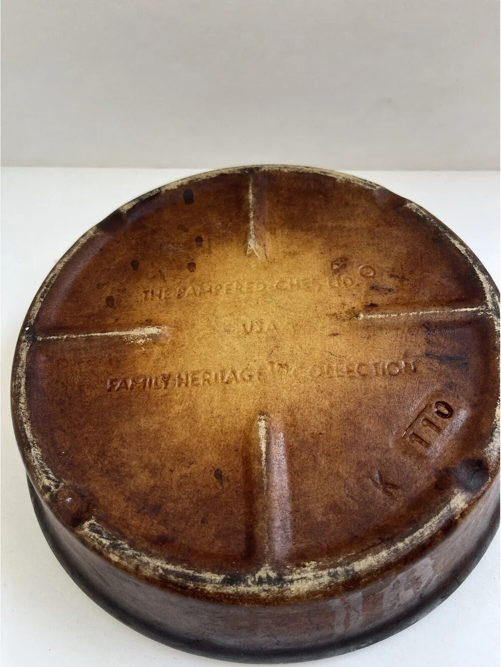 Pampered Chef Family Heritage Stoneware K 110 Round Deep Dish Pan Bake Pizza Pie